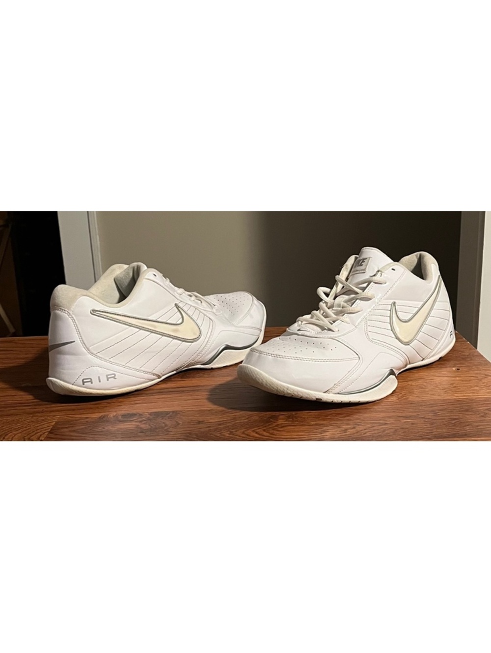 Nike Air Baseline Low White Athletic Sneakers Size 14